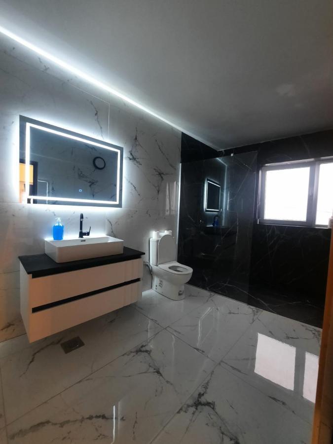 Comfort Hotel พริเซรน ภายนอก รูปภาพ